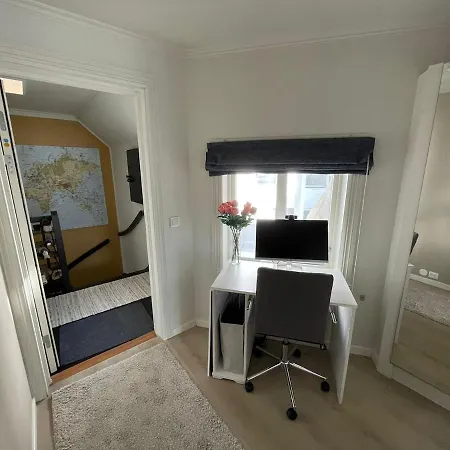Bjorns Sanctuary Apartment *